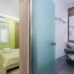 Ξενοδοχείο με διαμερίσματα Lena Thassos 3*