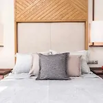 Lena Thassos 포토스