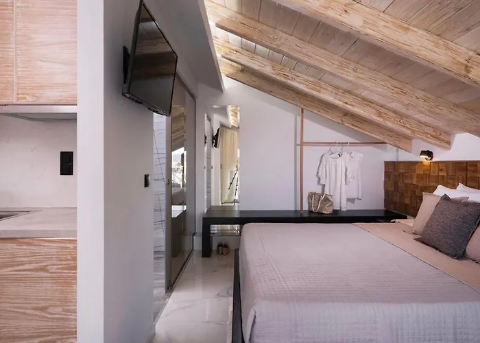 Lena Thassos 3* Potos